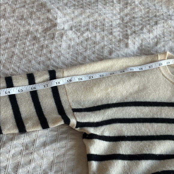 FILORO 2 ply 100% Cashmere Sweater - Picture 5 of 7